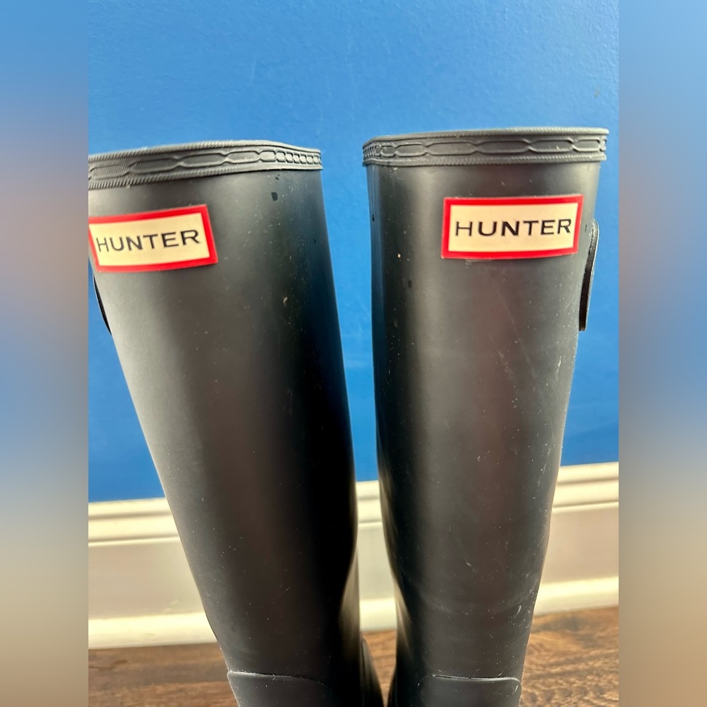 Hunter Original Tall Rainboot (Women,) 9M, Navy Matte - Picture 4 of 16
